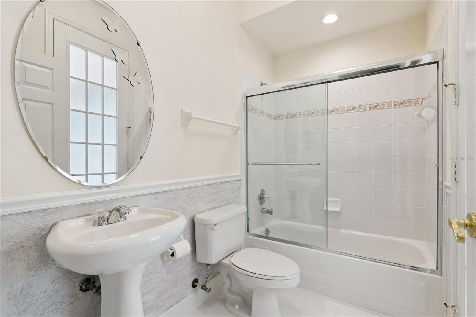 SEVILLE CHASE - Residential