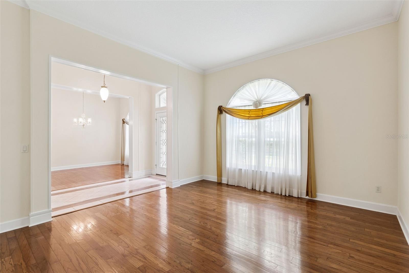 SEVILLE CHASE - Residential