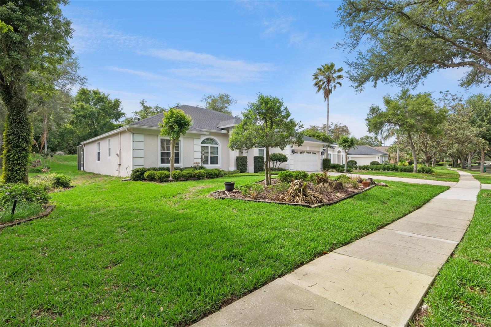 SEVILLE CHASE - Residential