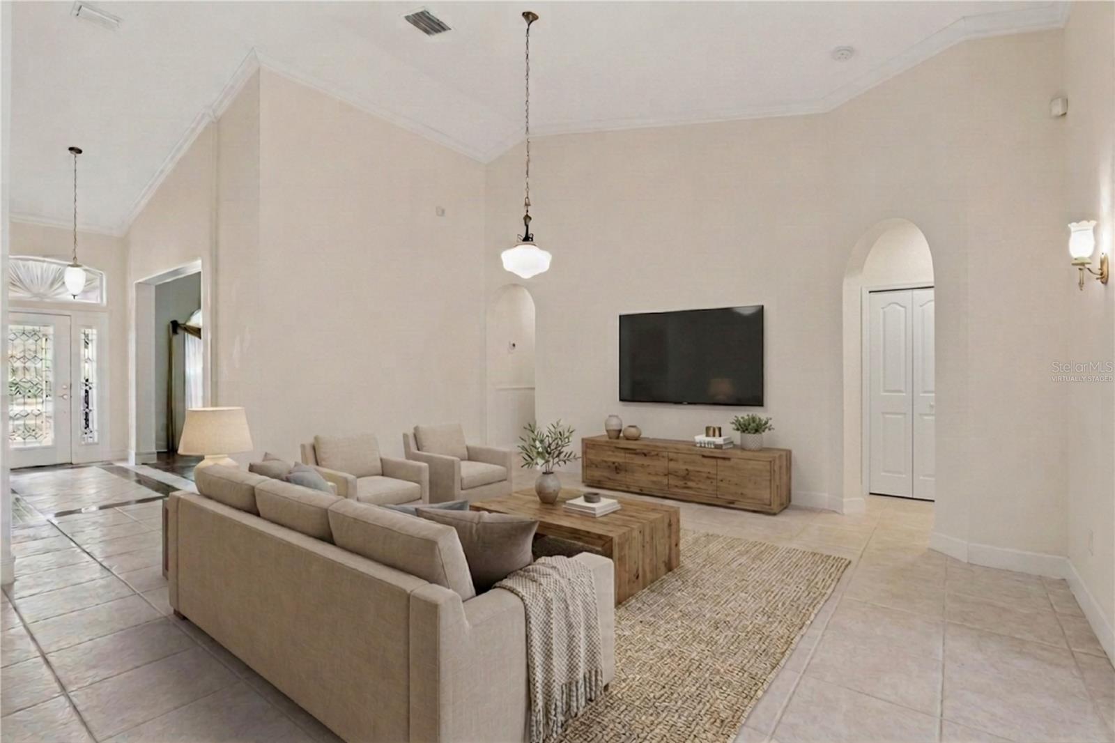 SEVILLE CHASE - Residential