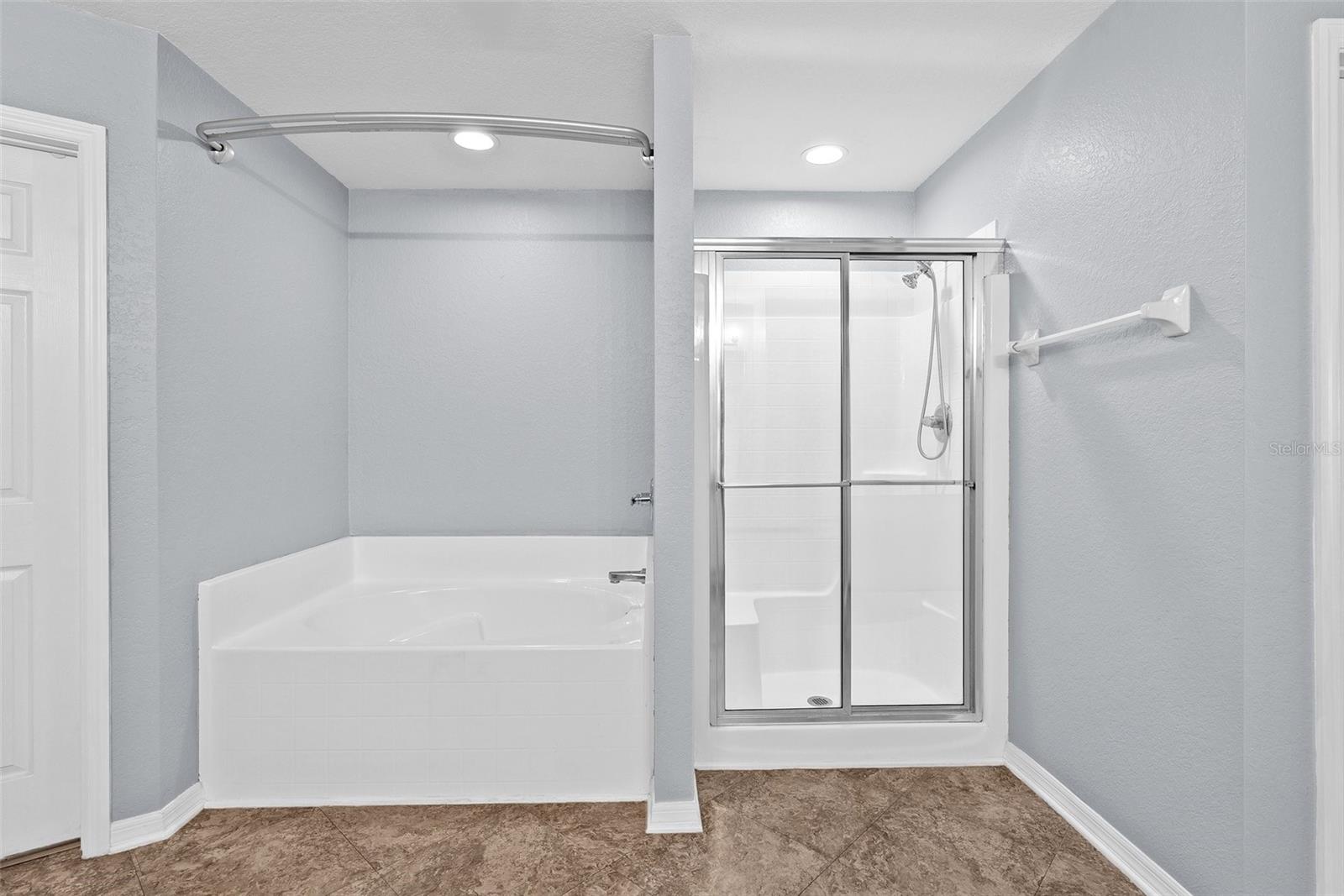 SPRING HILL - Residential Lease