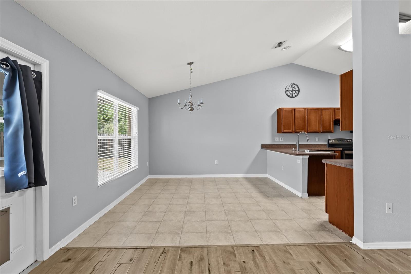 SPRING HILL - Residential Lease