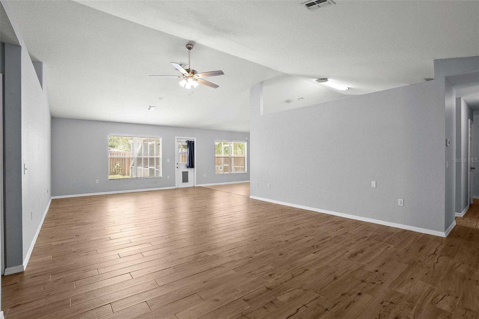 SPRING HILL - Residential Lease