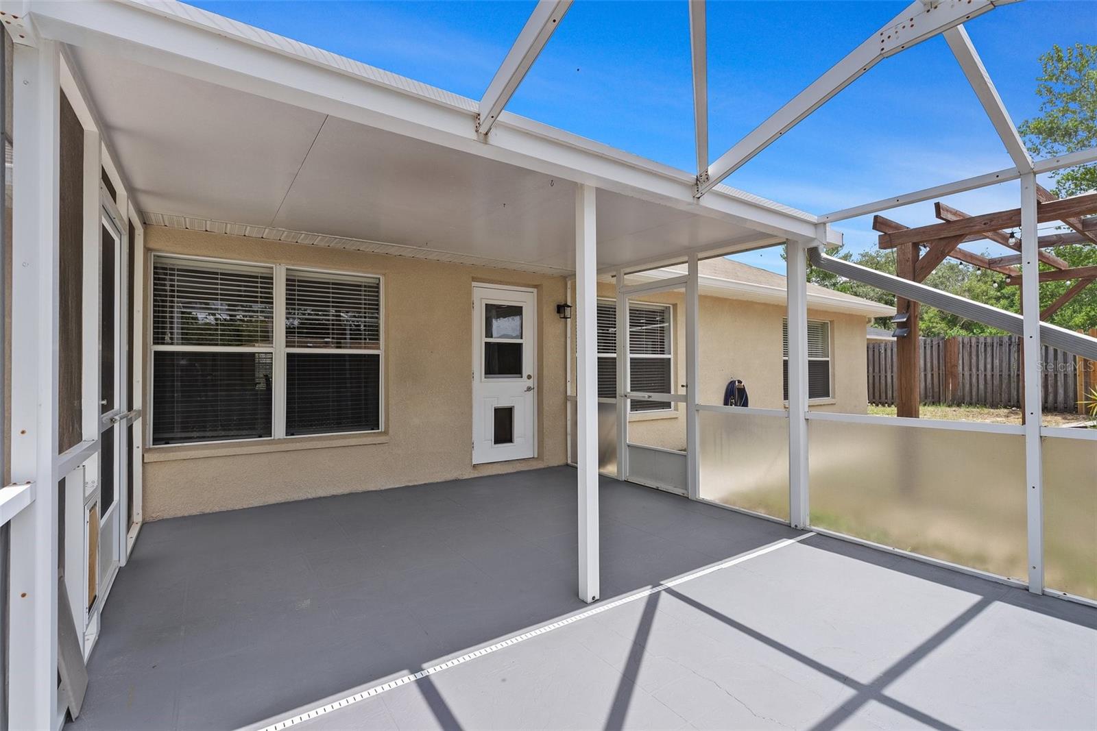 SPRING HILL - Residential Lease