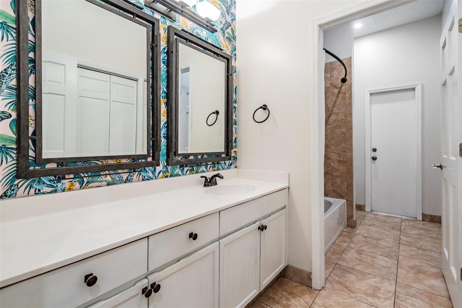 BENT TREE ESTATES - Residential Lease