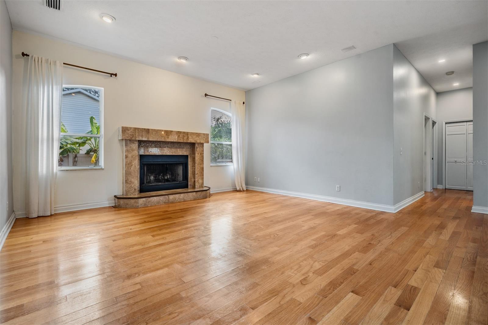 BENT TREE ESTATES - Residential Lease