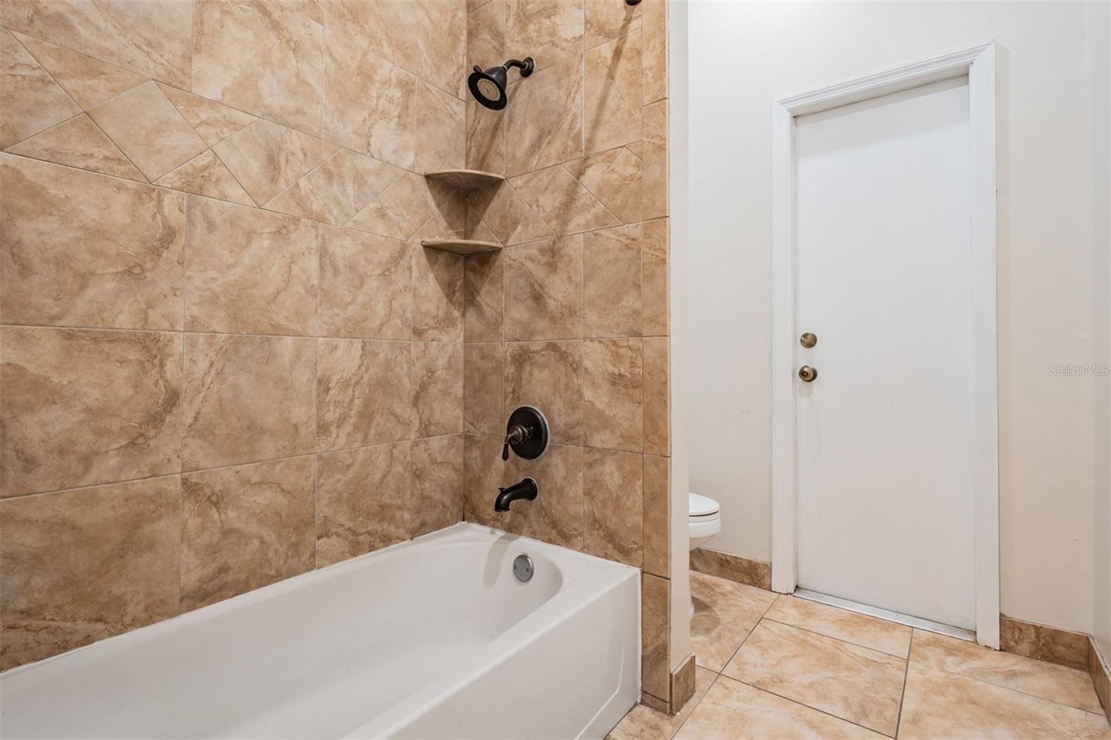 BENT TREE ESTATES - Residential Lease