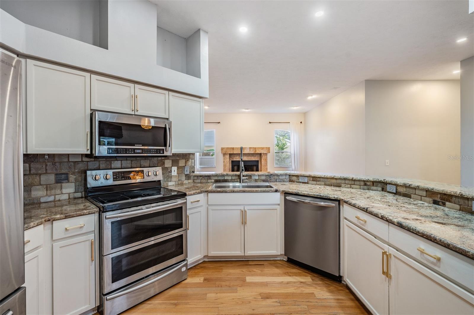 BENT TREE ESTATES - Residential Lease