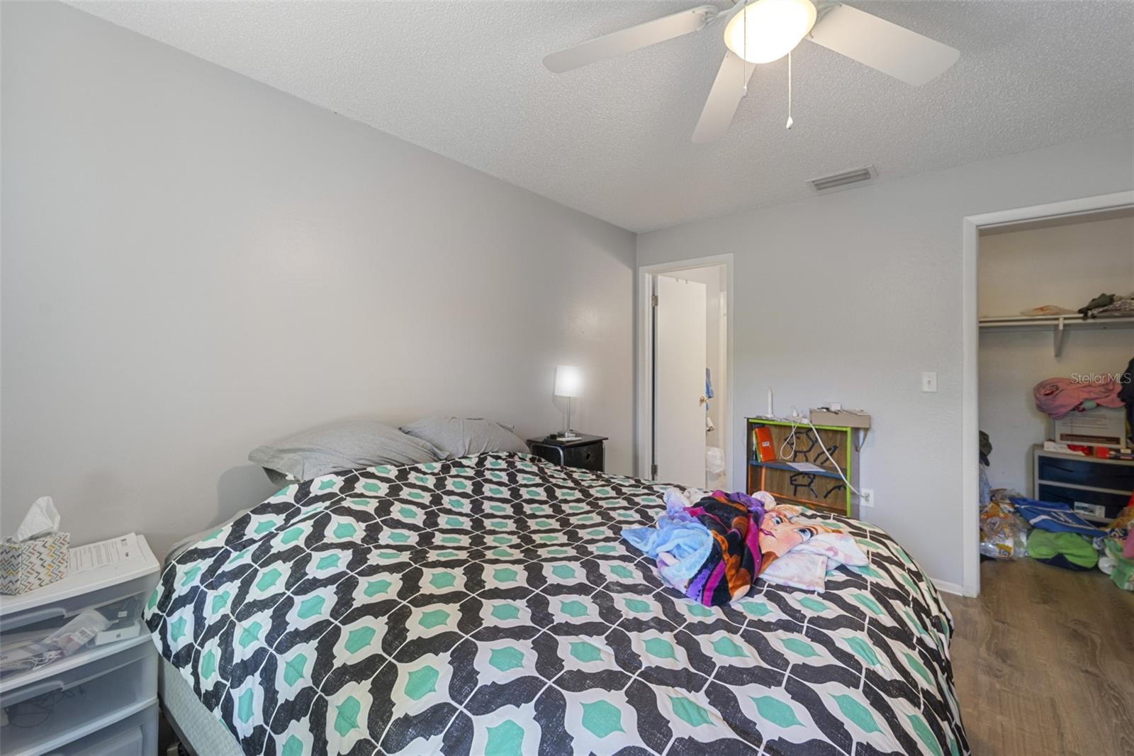 BEACON LAKES CONDO 05A - Residential