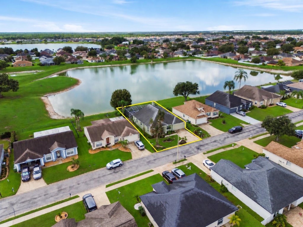 Photo of 543 Terranova Circle, Winter Haven, FL 33884 (MLS # G5117324)