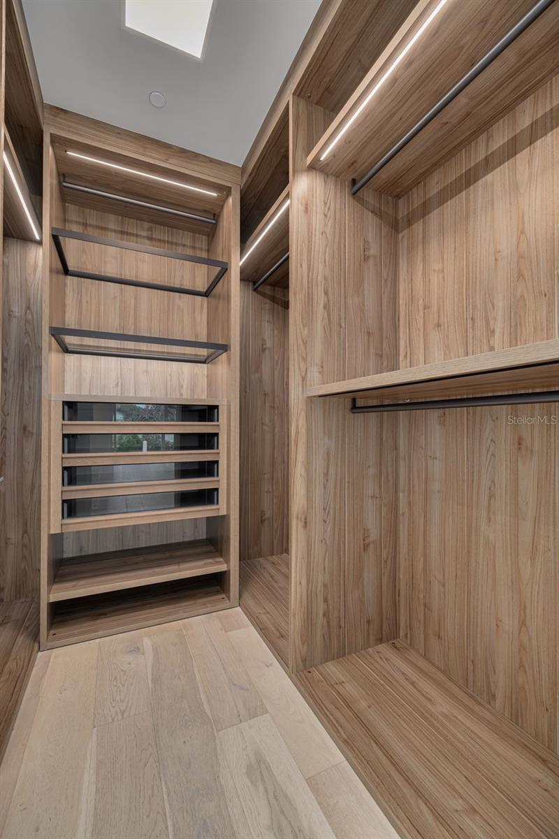 SERENA BY THE SEA - Residential