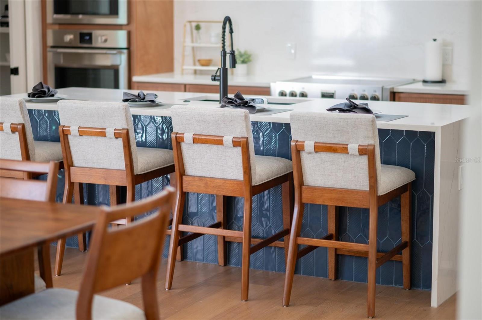 RUSTIC LODGE - Residential