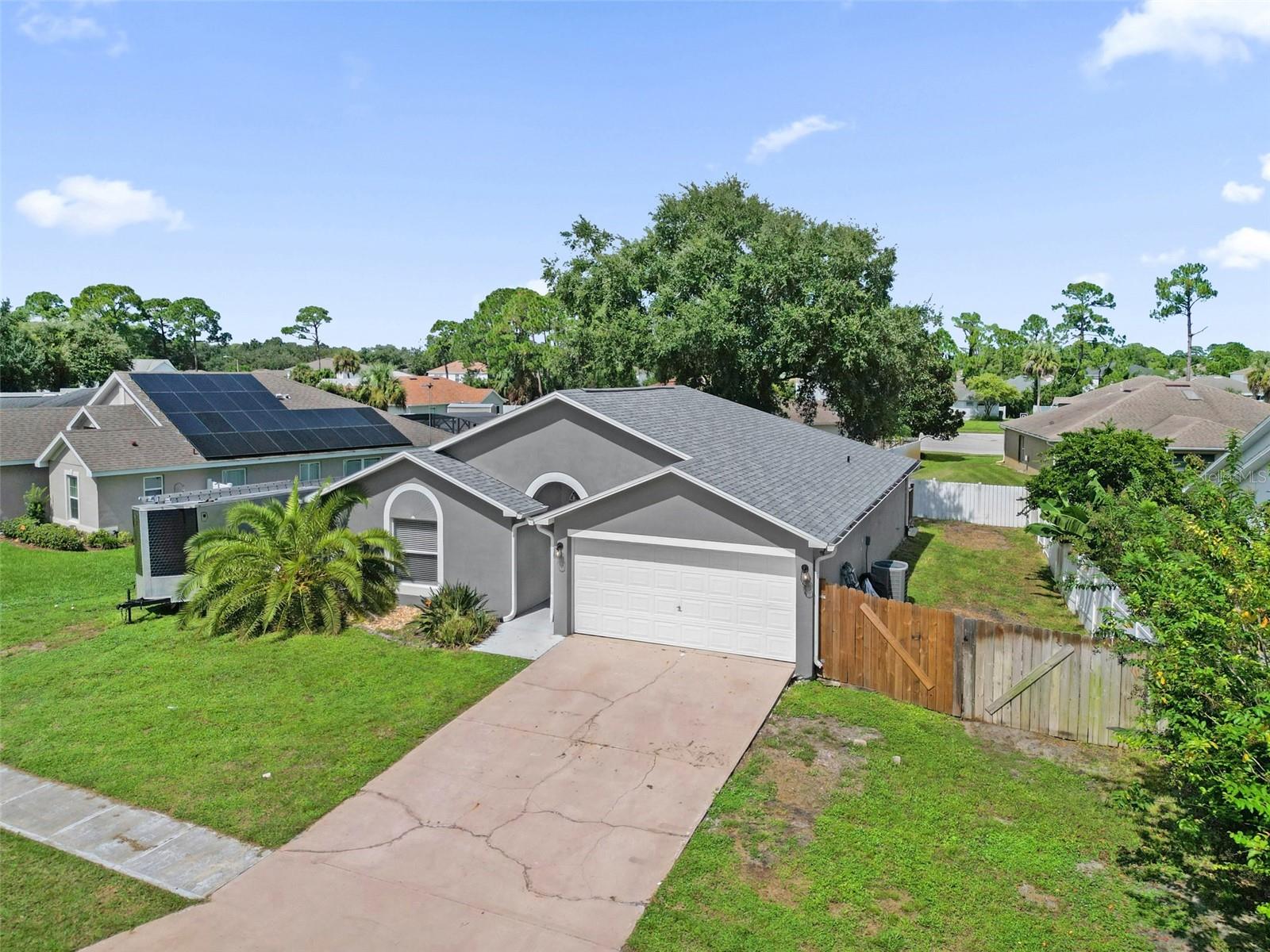 830 SANDHURST COURT