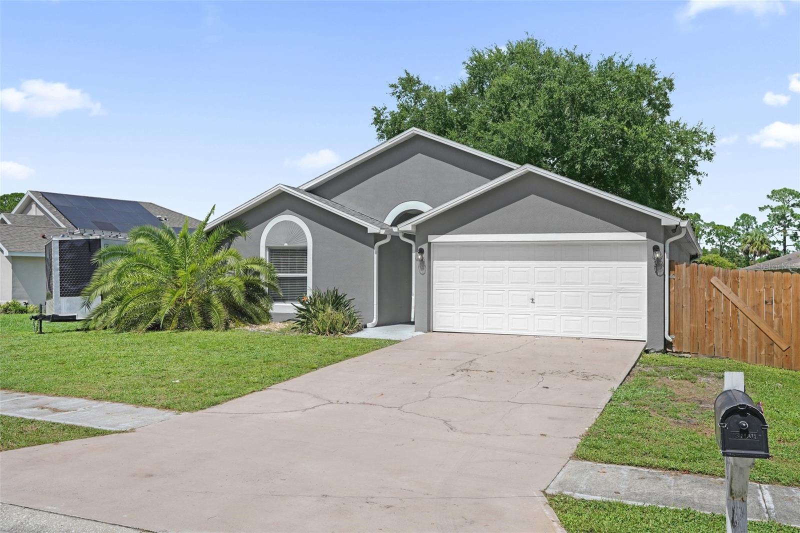 830 SANDHURST COURT