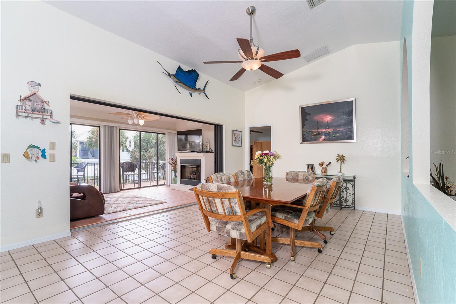 PALM POINT - Residential