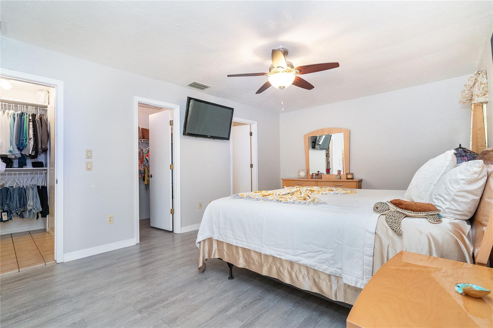 PALM POINT - Residential
