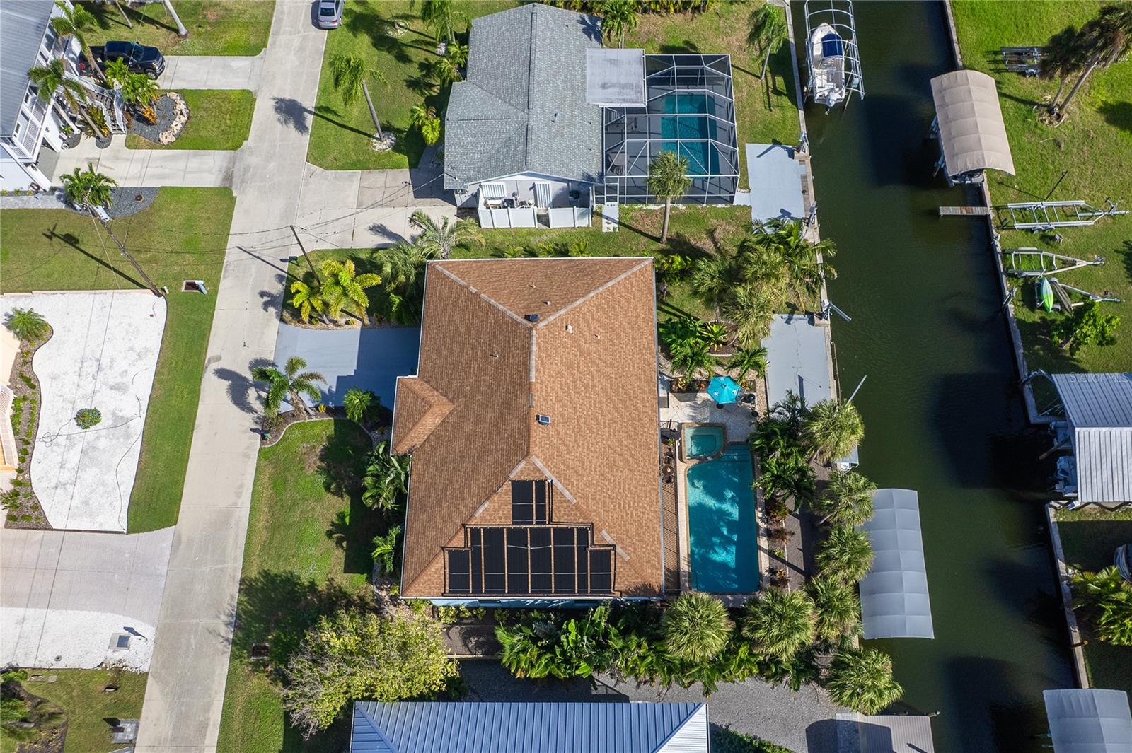 PALM POINT - Residential