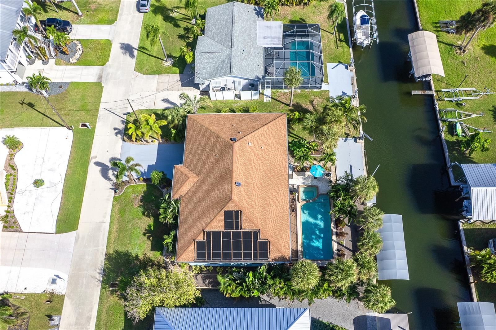 PALM POINT - Residential