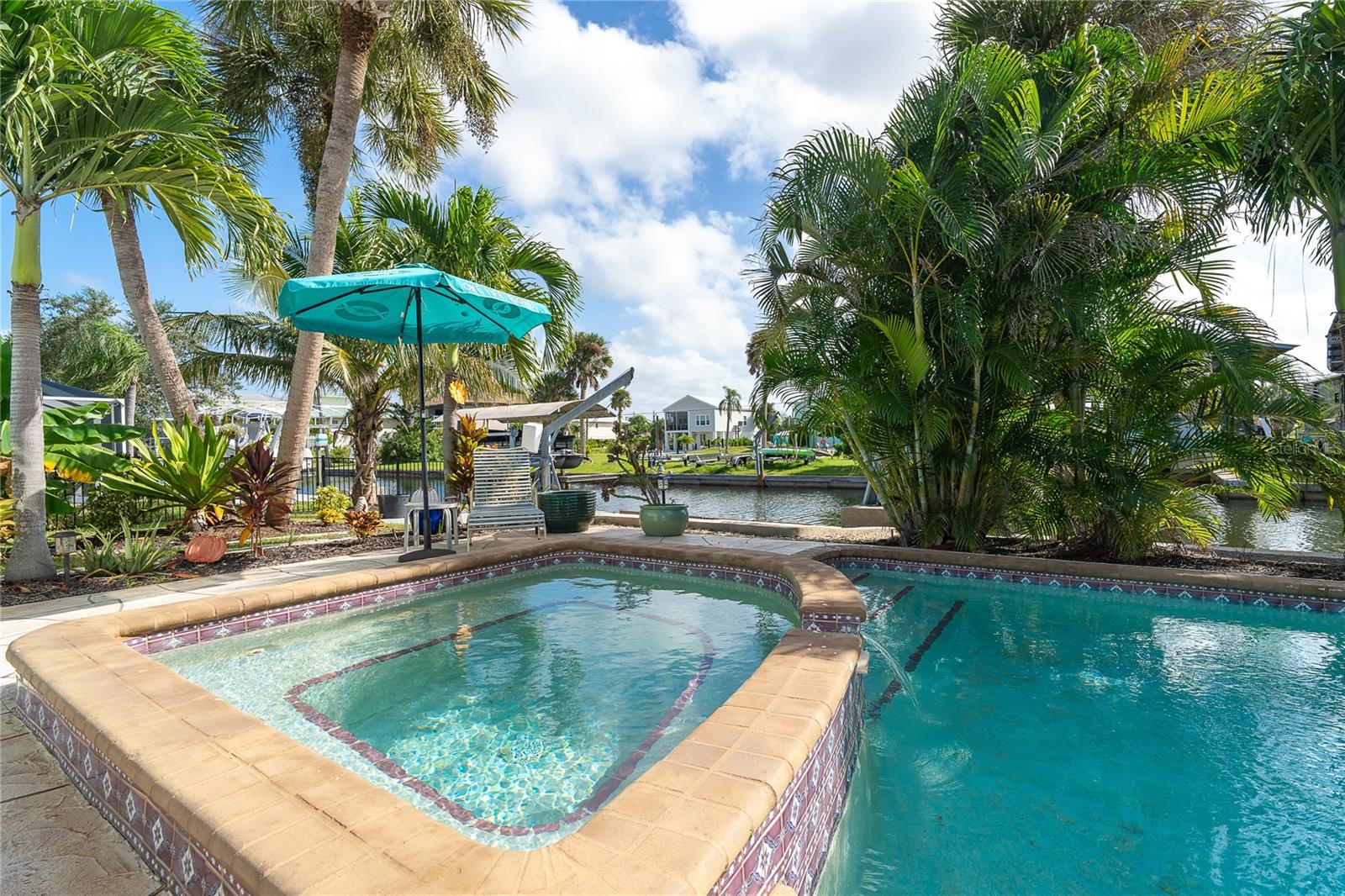 PALM POINT - Residential
