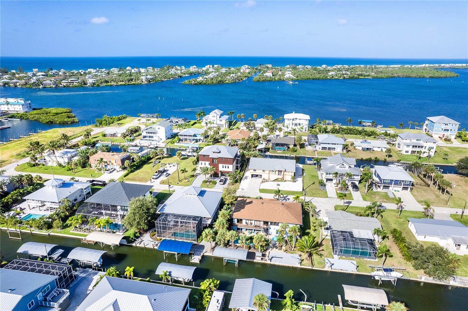 PALM POINT - Residential