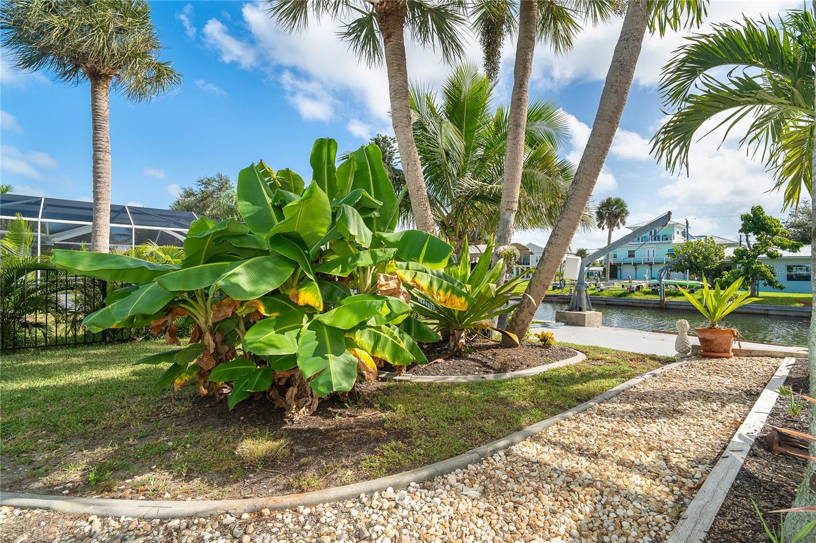 PALM POINT - Residential
