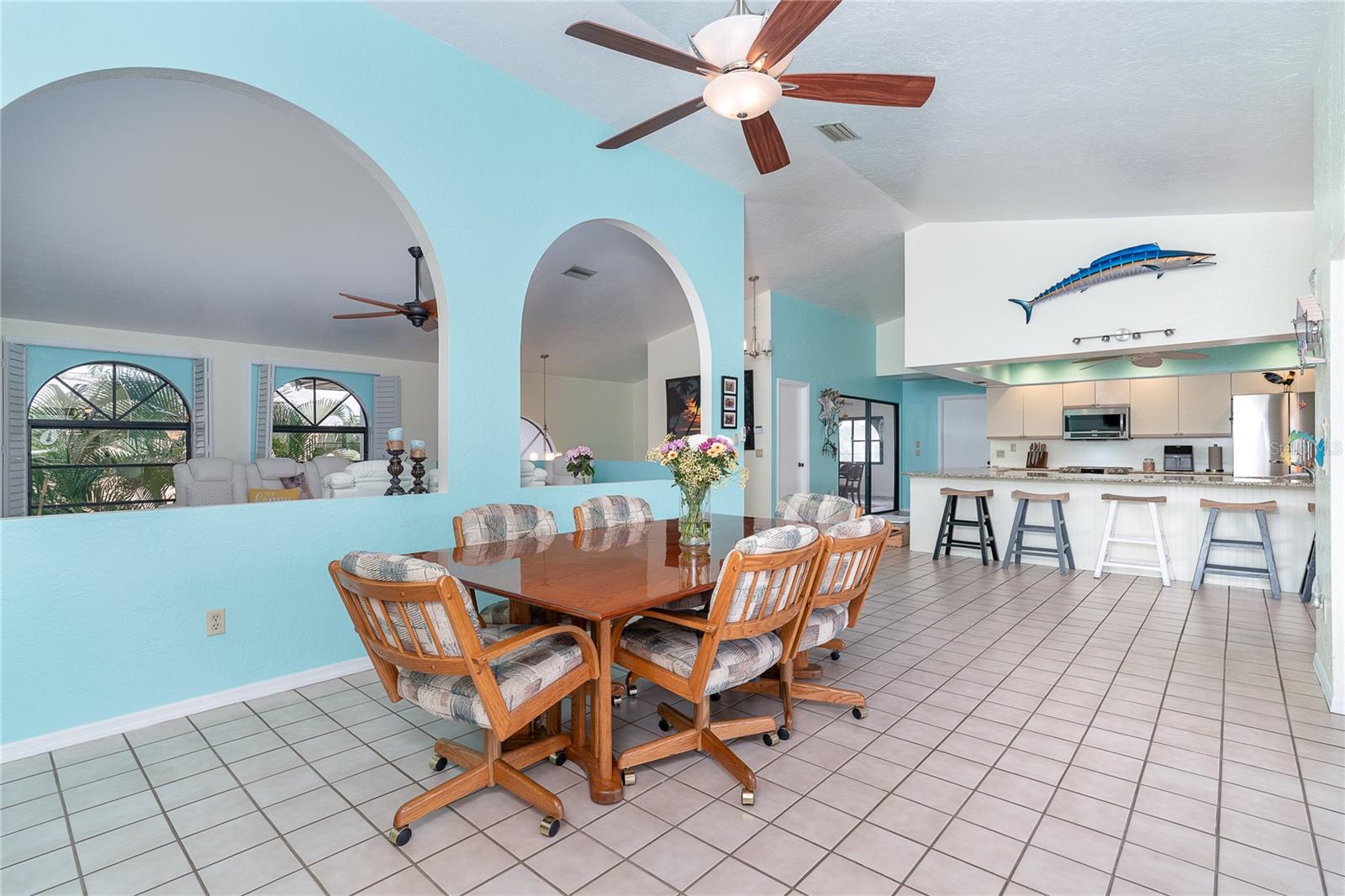 PALM POINT - Residential