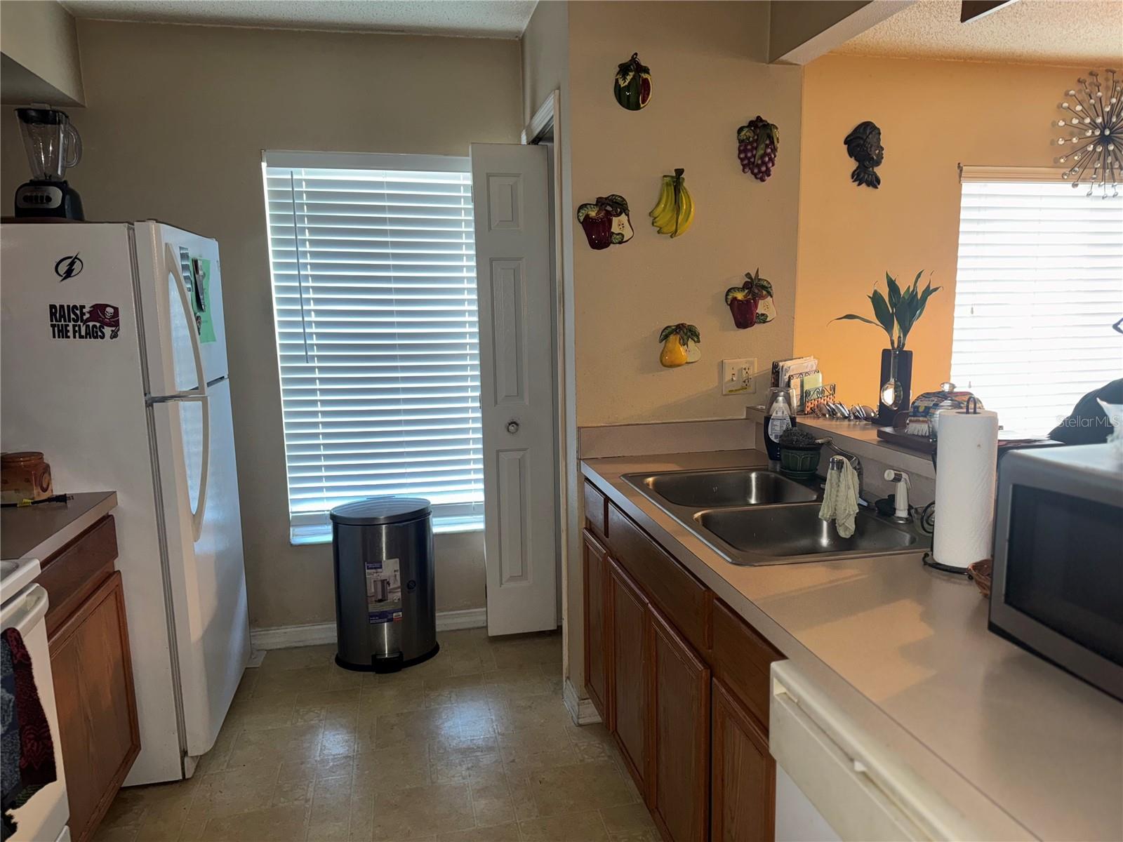 RIVERWALK AT WATERSIDE ISLAND - Residential