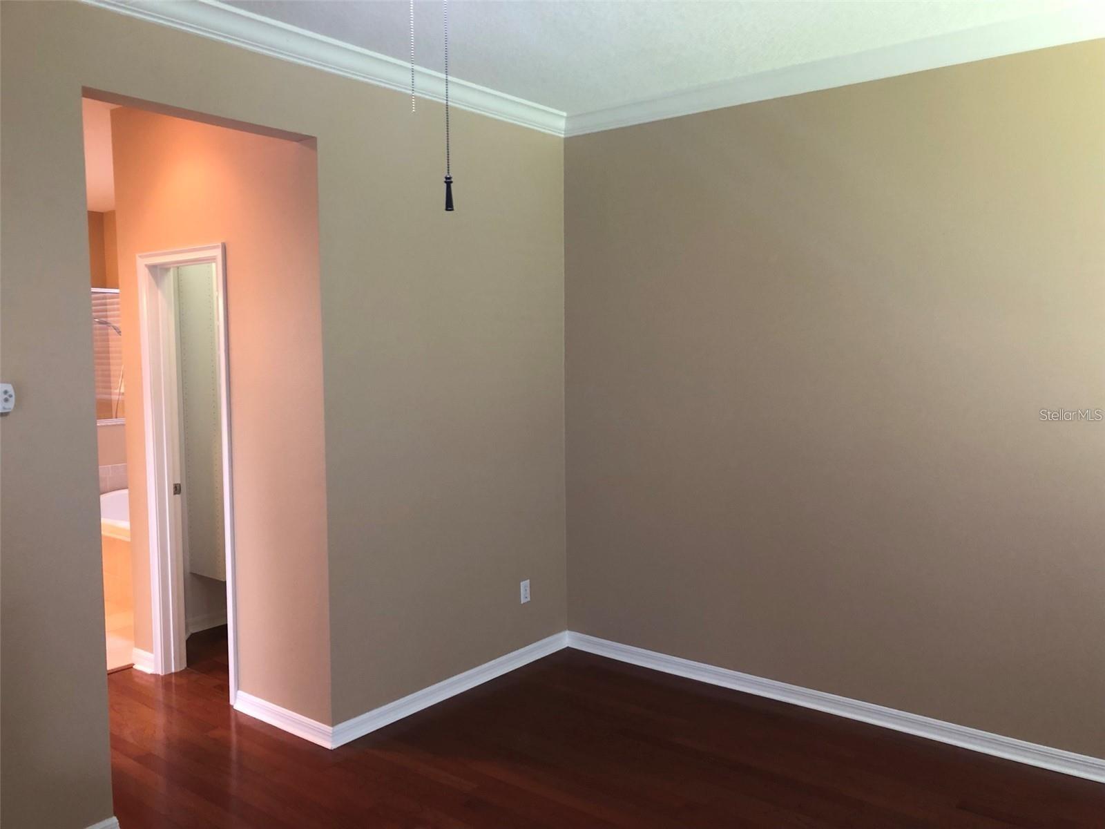 LOST LAKE GLEN - Residential Lease