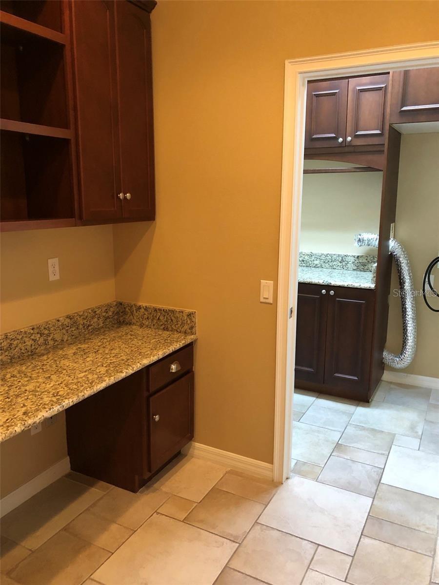 LOST LAKE GLEN - Residential Lease