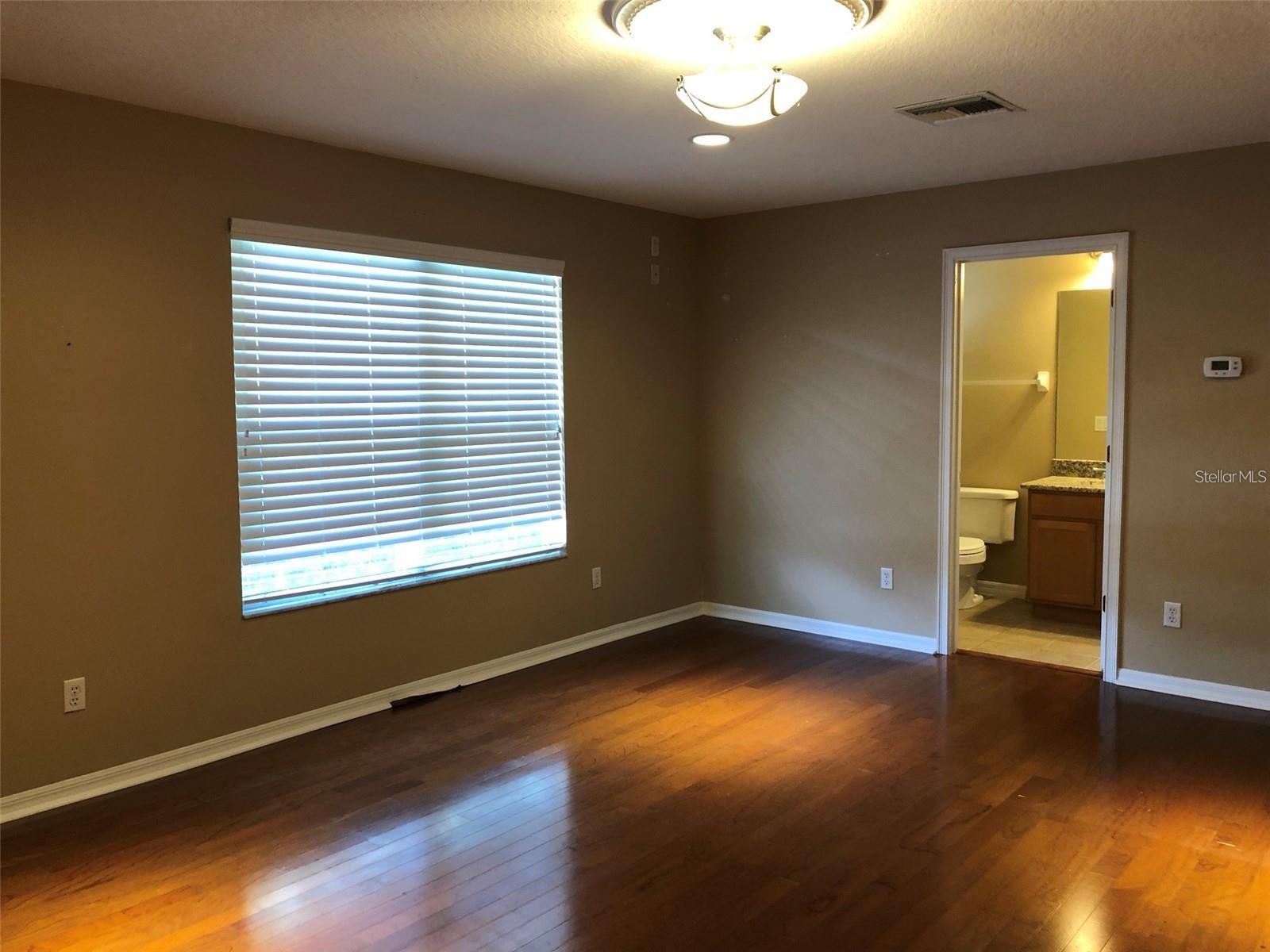 LOST LAKE GLEN - Residential Lease