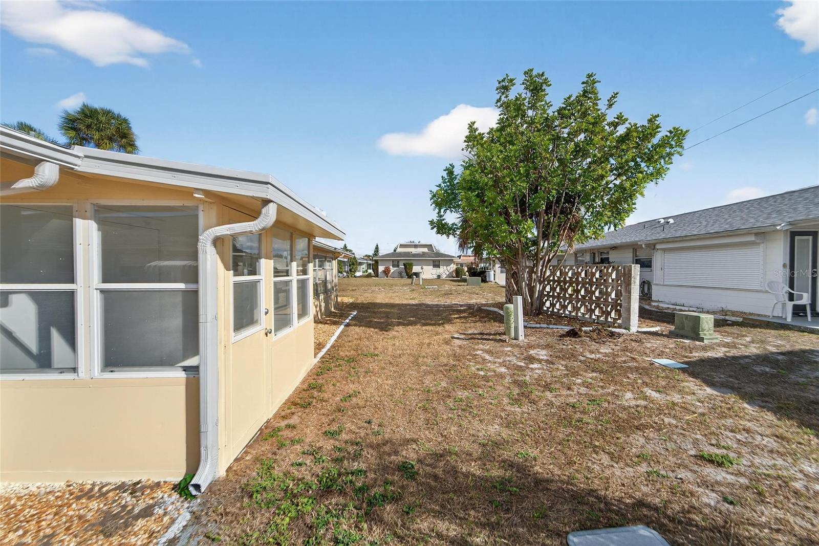 DEL WEBBS SUN CITY FLORIDA UN - Residential