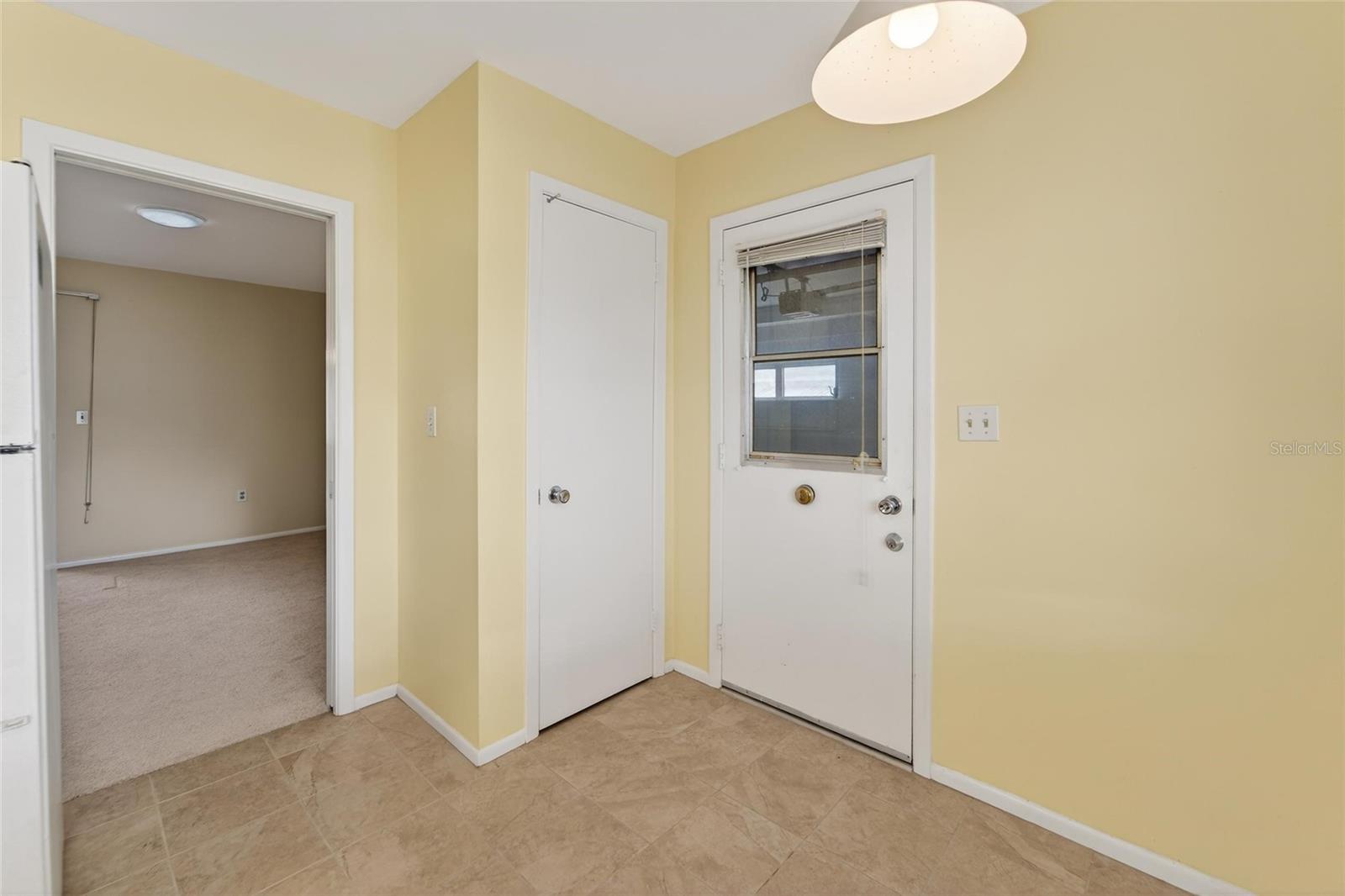 DEL WEBBS SUN CITY FLORIDA UN - Residential