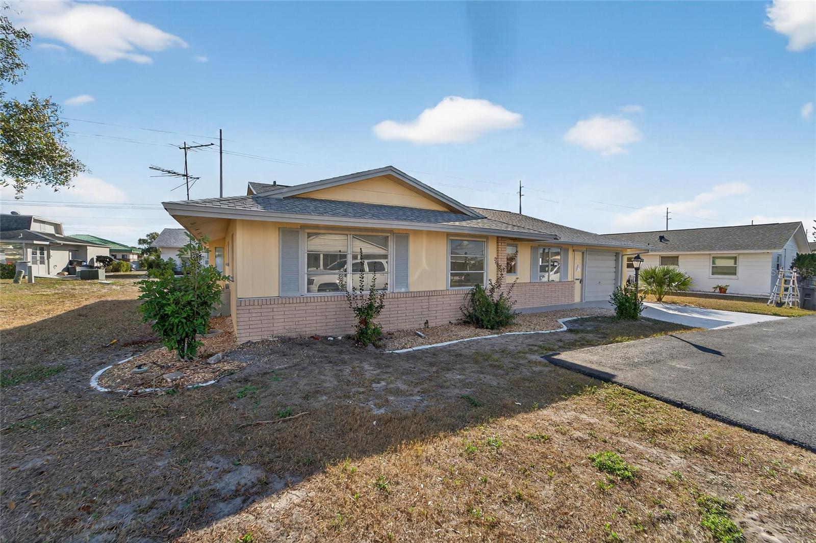 DEL WEBBS SUN CITY FLORIDA UN - Residential