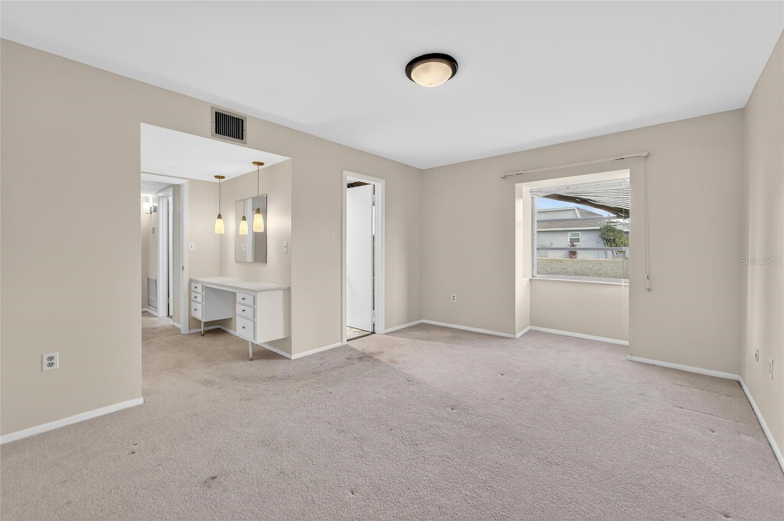 DEL WEBBS SUN CITY FLORIDA UN - Residential