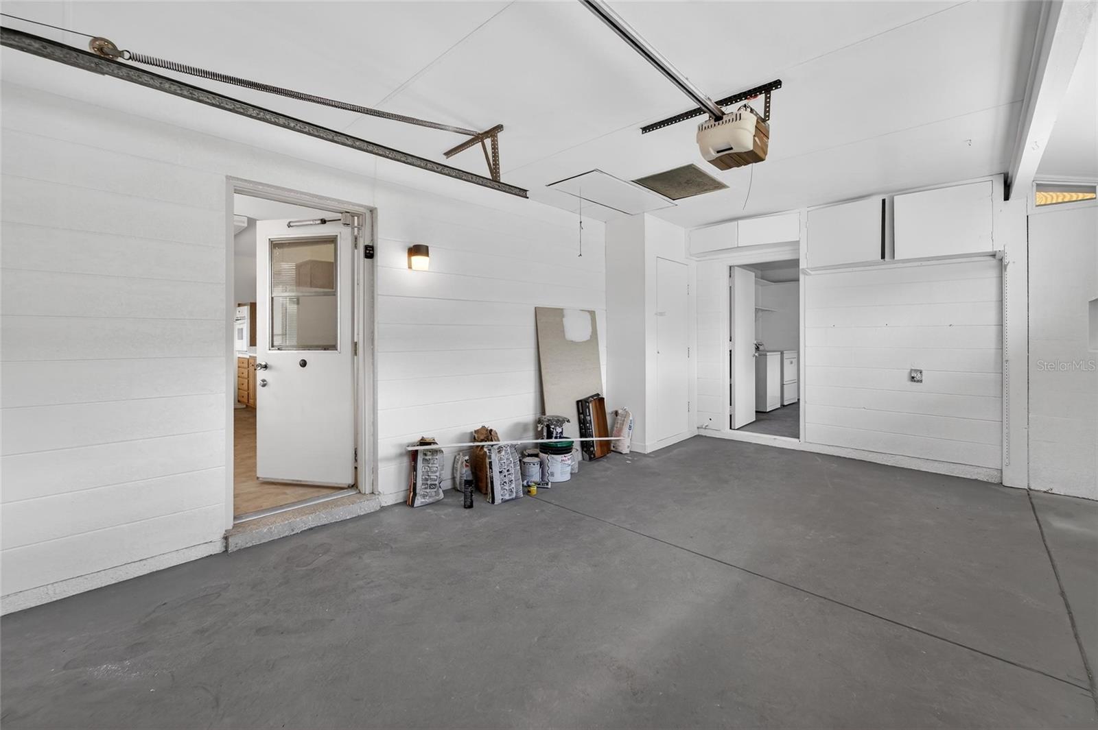 DEL WEBBS SUN CITY FLORIDA UN - Residential