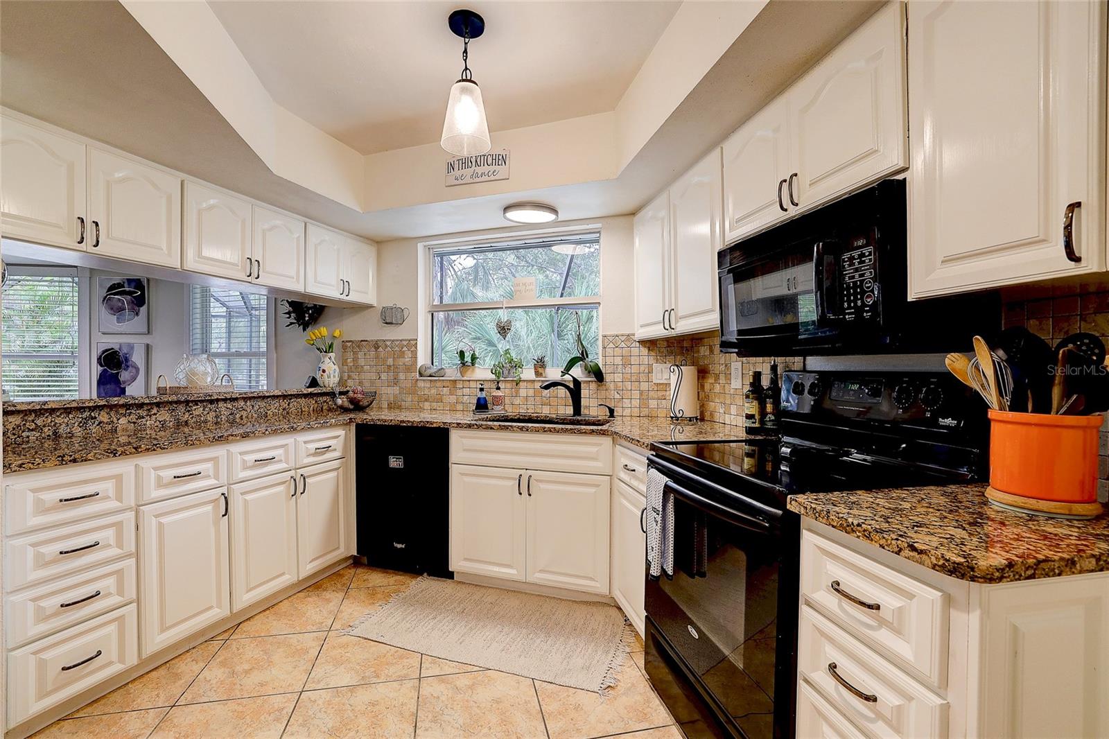 HEATHER LAKES - Residential