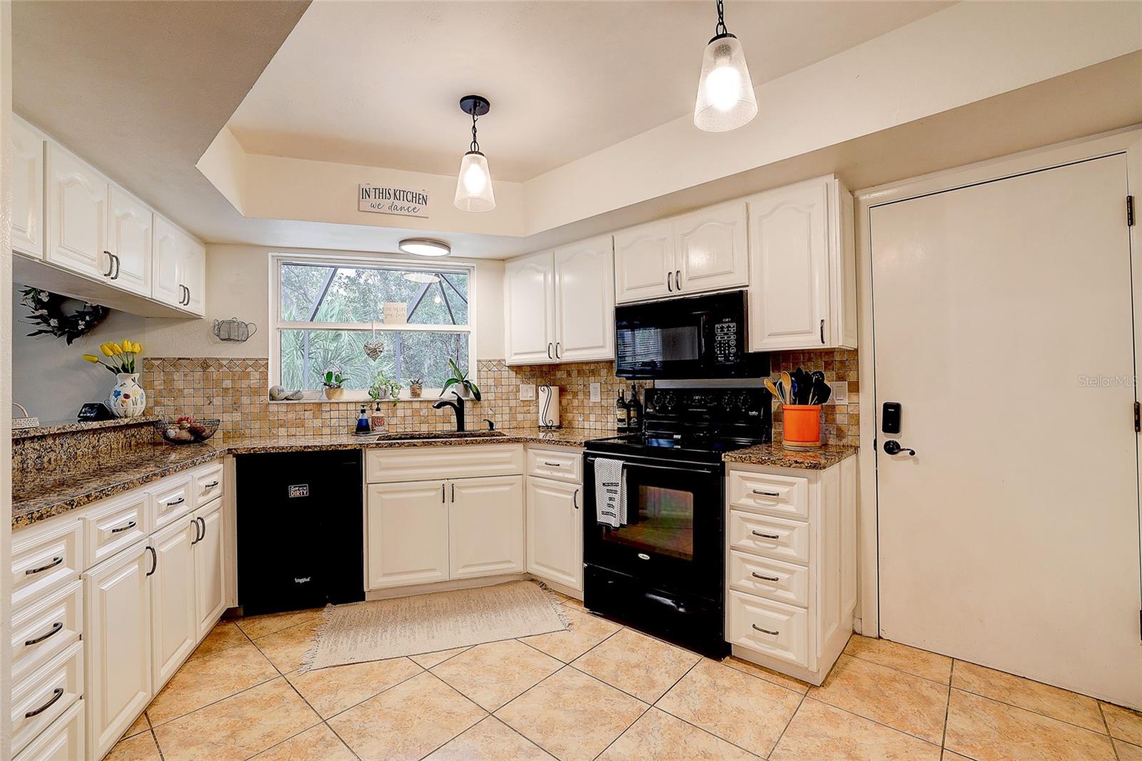 HEATHER LAKES - Residential