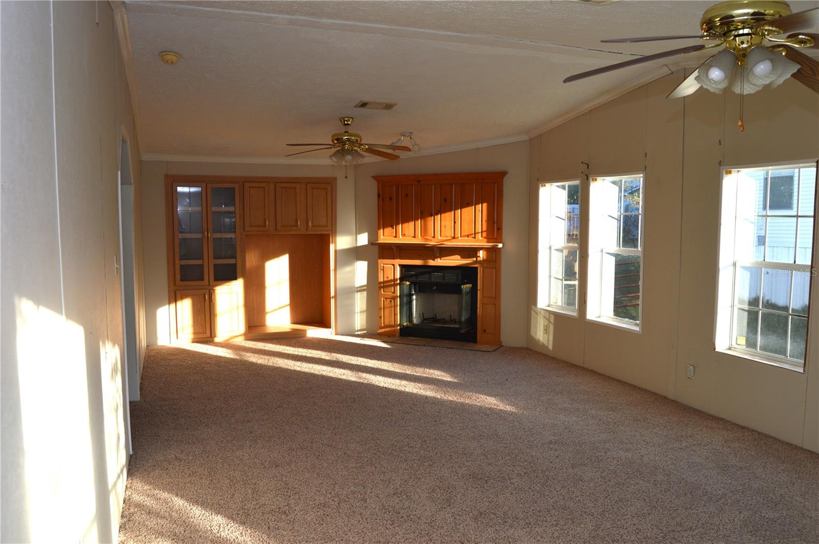 SILVER SPGS MANOR - Residential