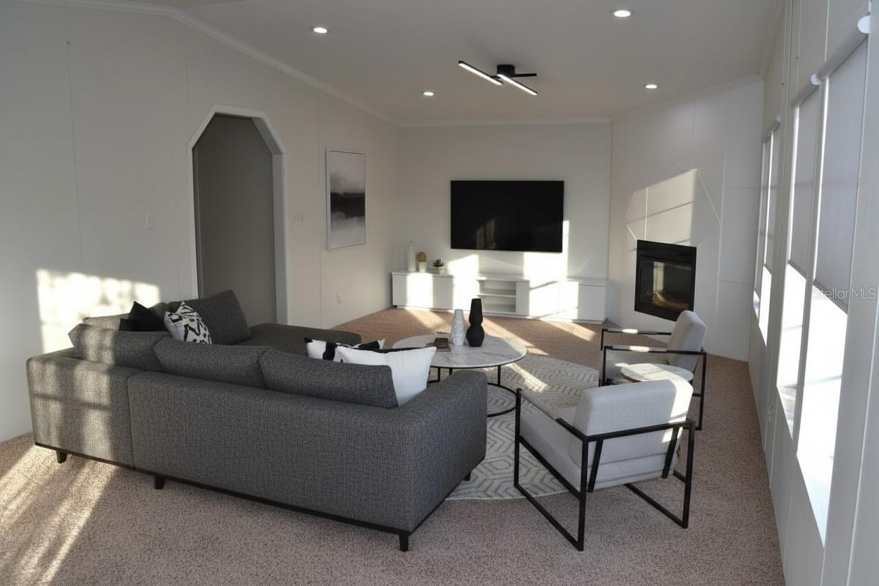 SILVER SPGS MANOR - Residential