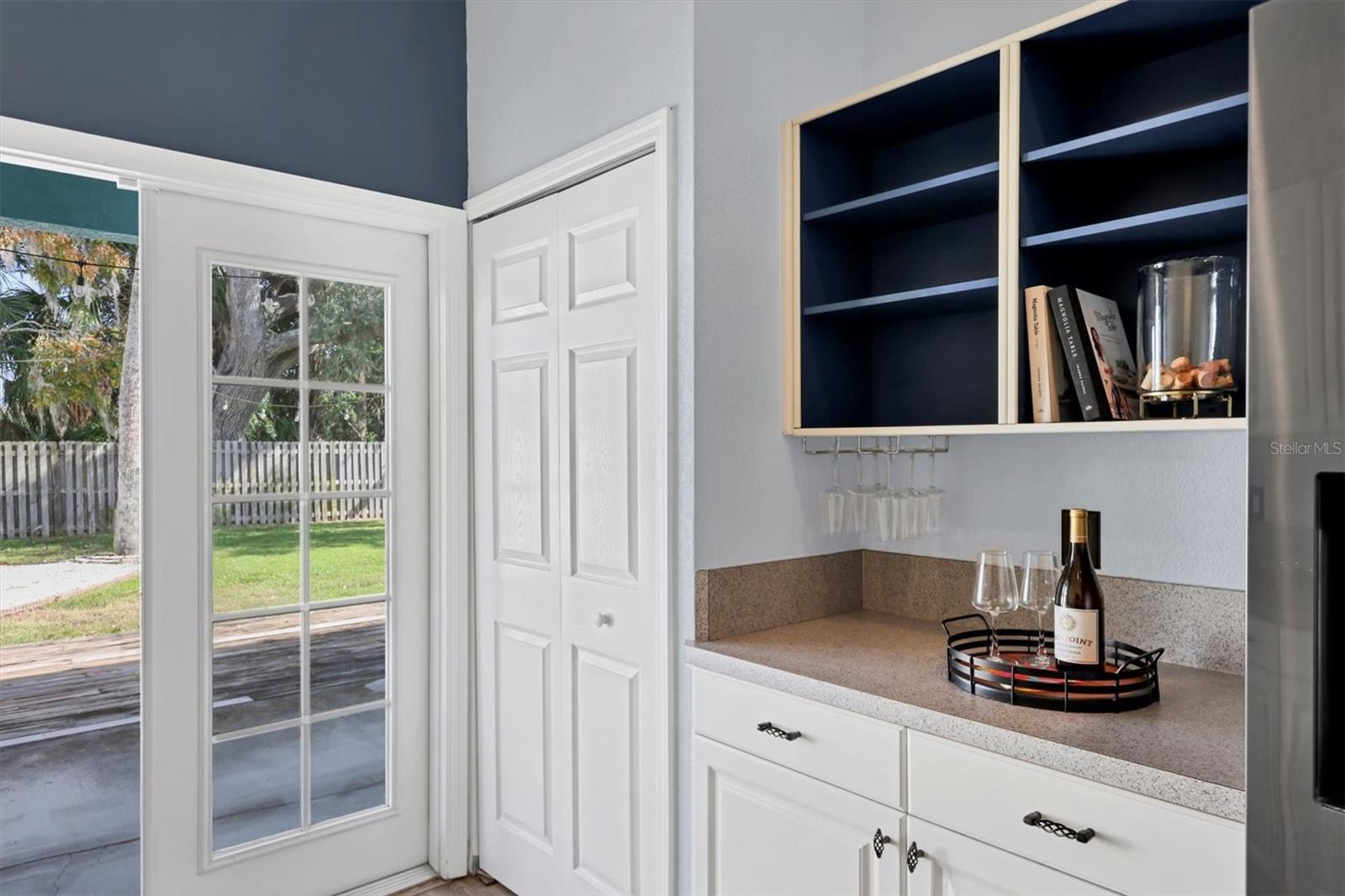 OAK VIEW PH III - Residential