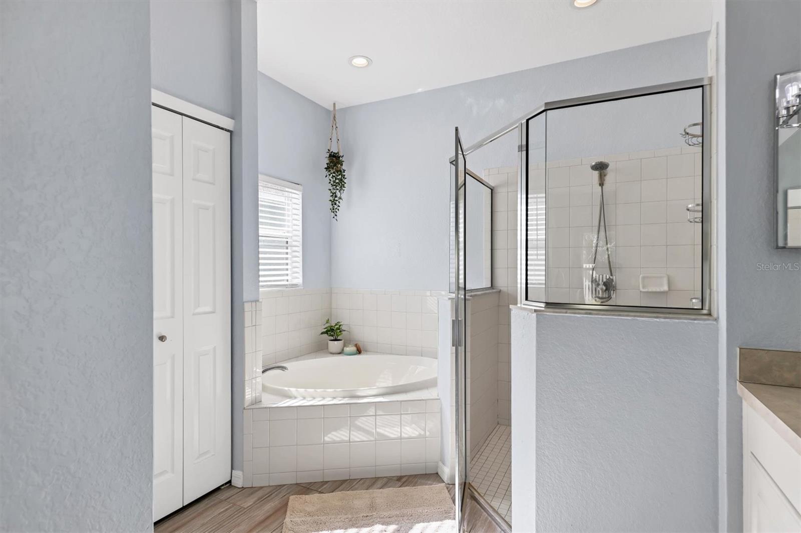 OAK VIEW PH III - Residential