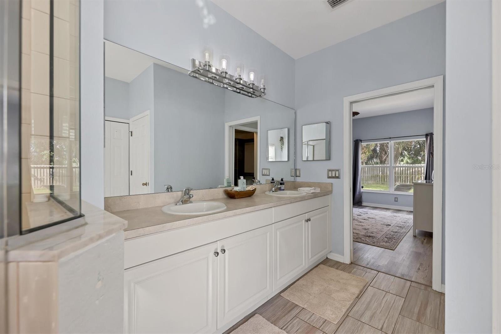 OAK VIEW PH III - Residential