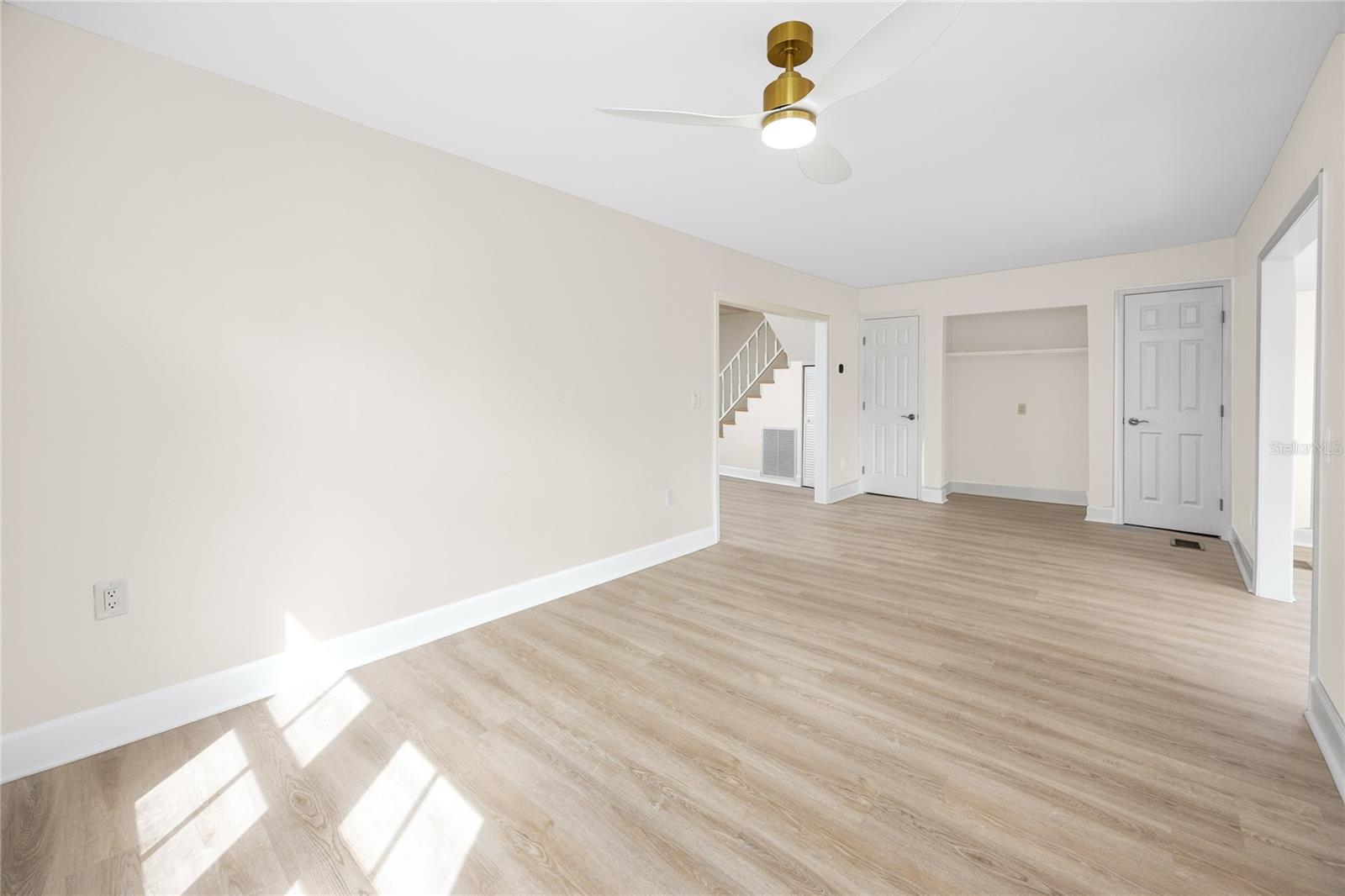 PAGES REP OF MITCHELLS BEACH - Residential