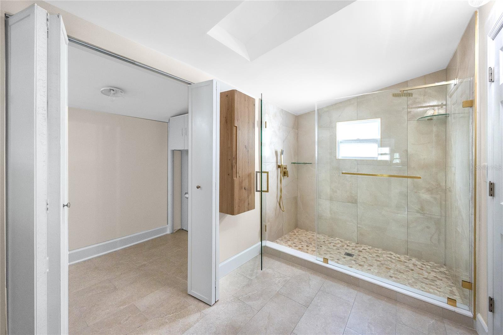 PAGES REP OF MITCHELLS BEACH - Residential