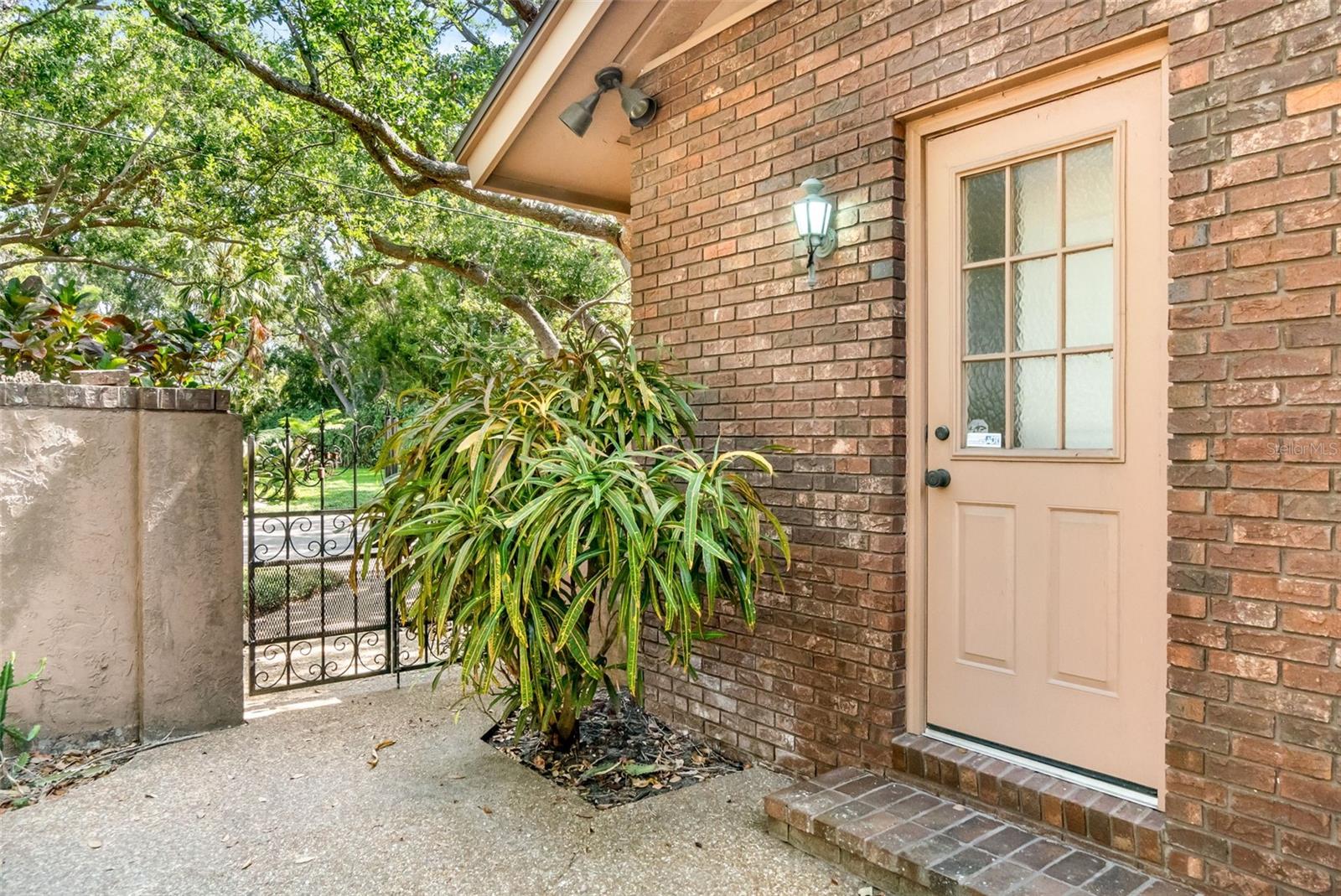 CHEROKEE PARK 2 - Residential