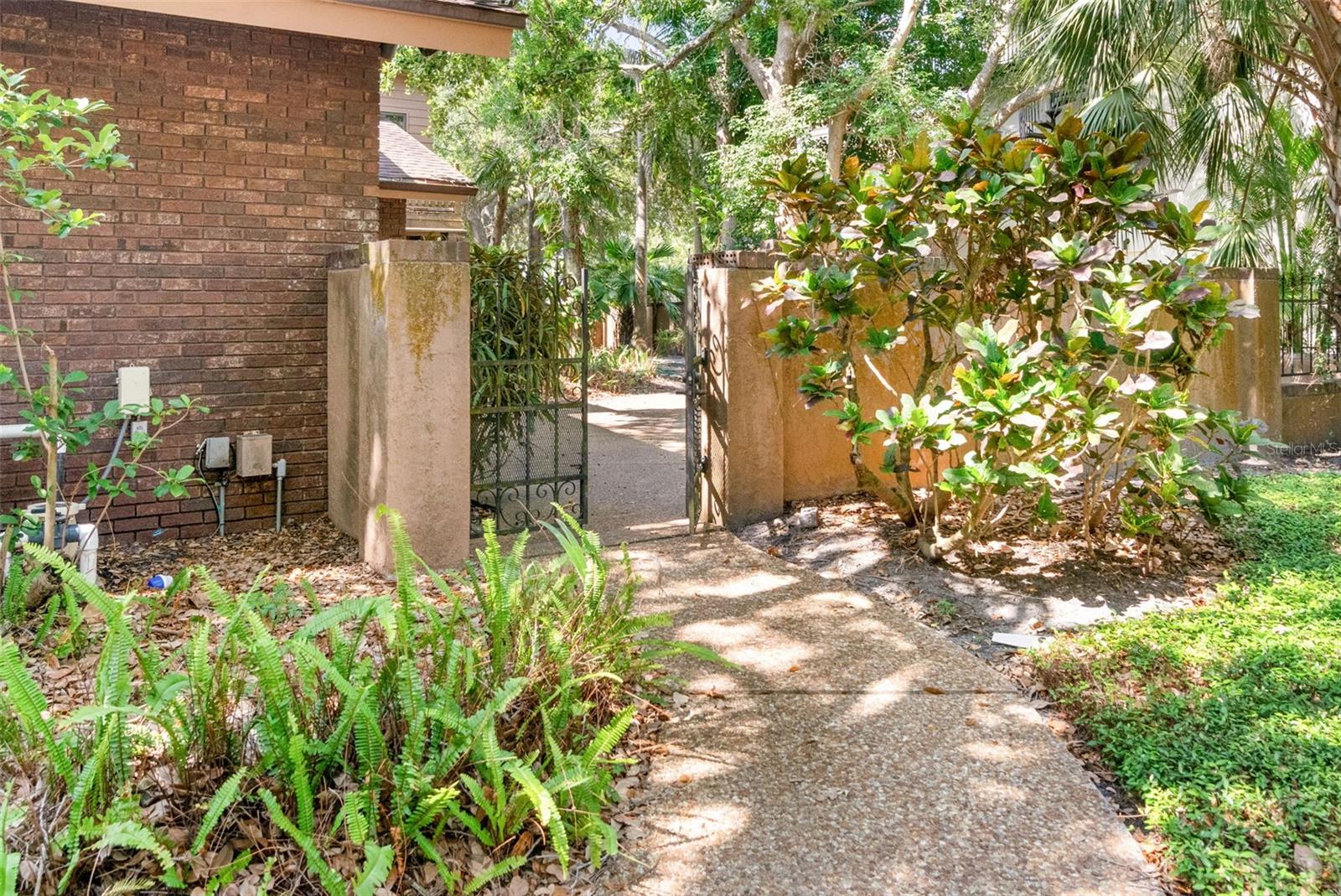 CHEROKEE PARK 2 - Residential