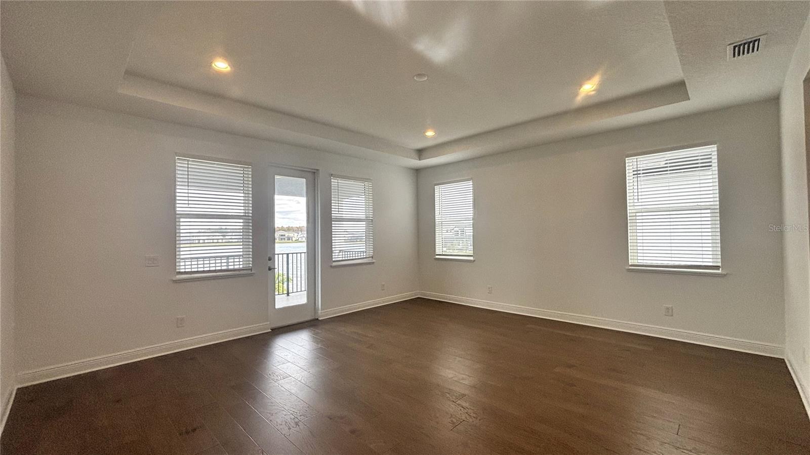 LAUREL POINTE PH 1 - Residential Lease