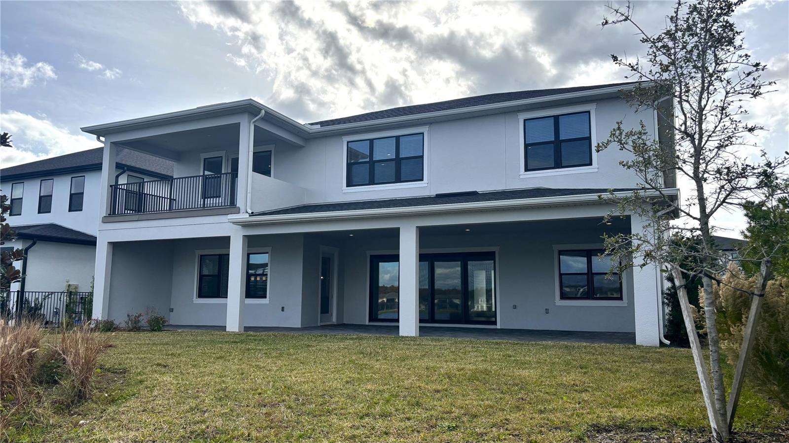 LAUREL POINTE PH 1 - Residential Lease