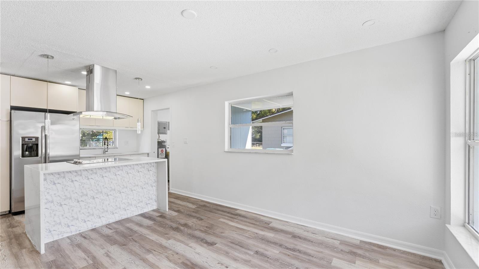 IVEY LANE ESTATES - Residential Lease