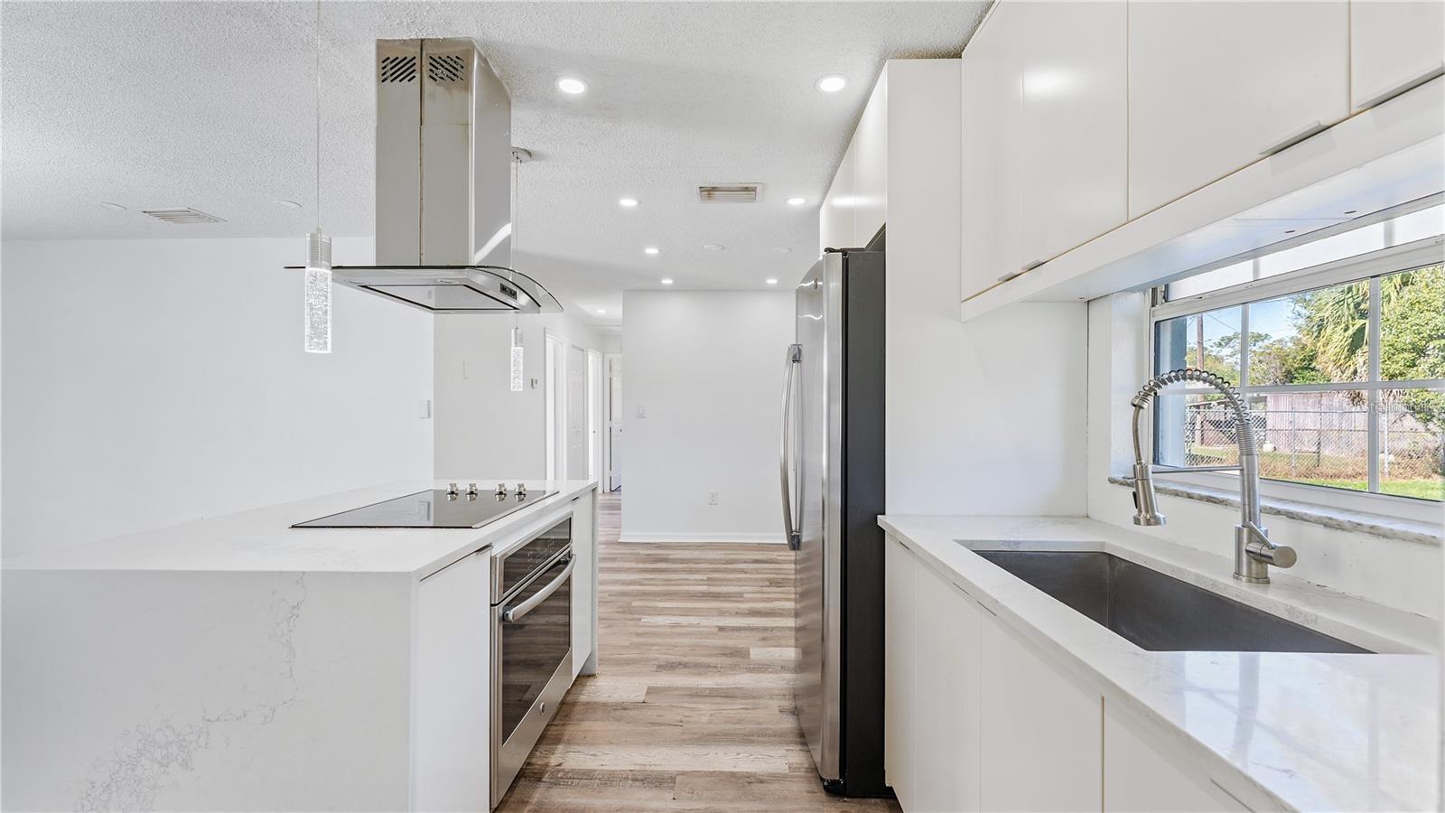 IVEY LANE ESTATES - Residential Lease